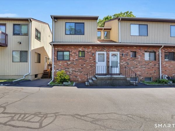60 Wolfpit, Unit 1B, Norwalk, CT 06851