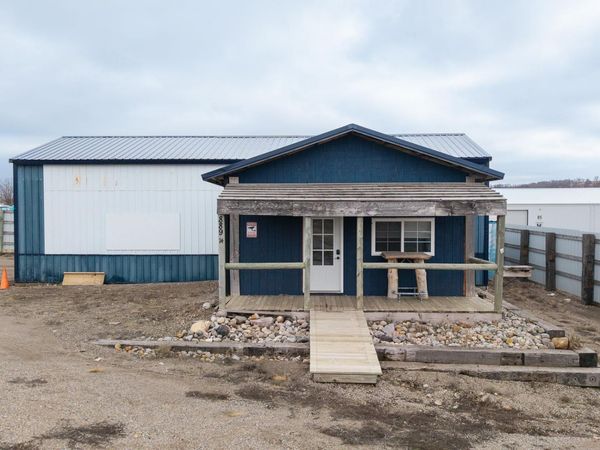 889 SW 14th Street , Valley City, ND 58072