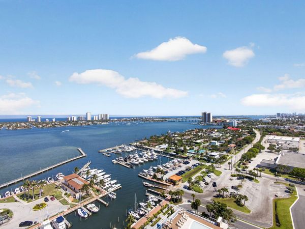 220 Lake Shore Drive, Unit 1907, West Palm Beach, FL 33403