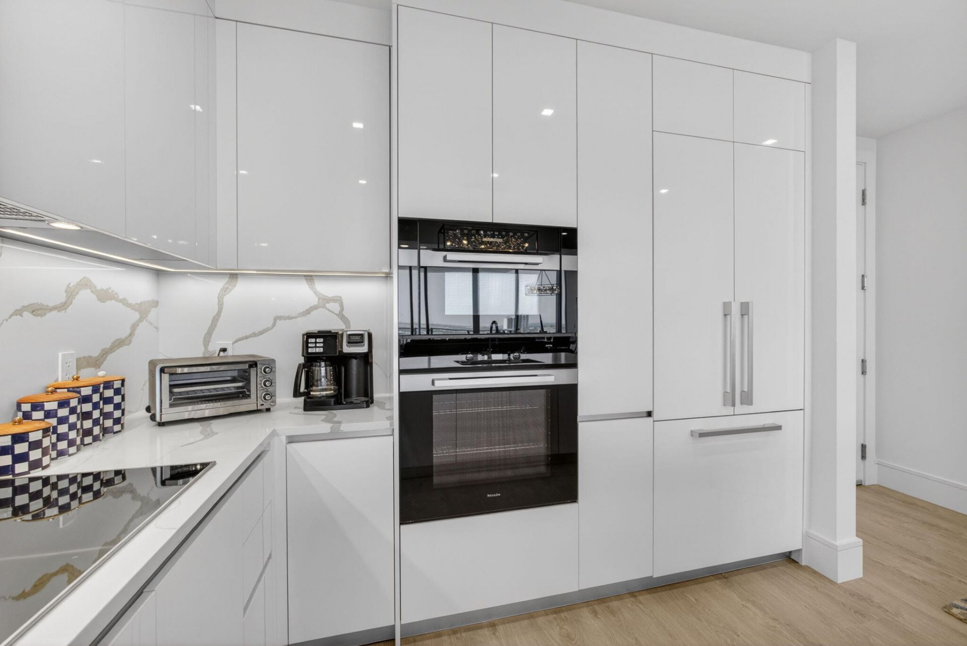 220 Lake Shore Drive, Unit 1907, West Palm Beach, FL 33403 Photo