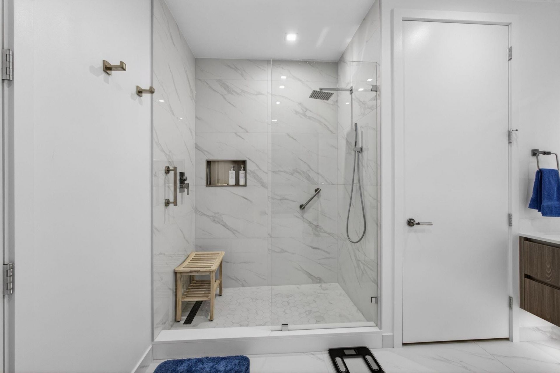 220 Lake Shore Drive, Unit 1907, West Palm Beach, FL 33403 Photo