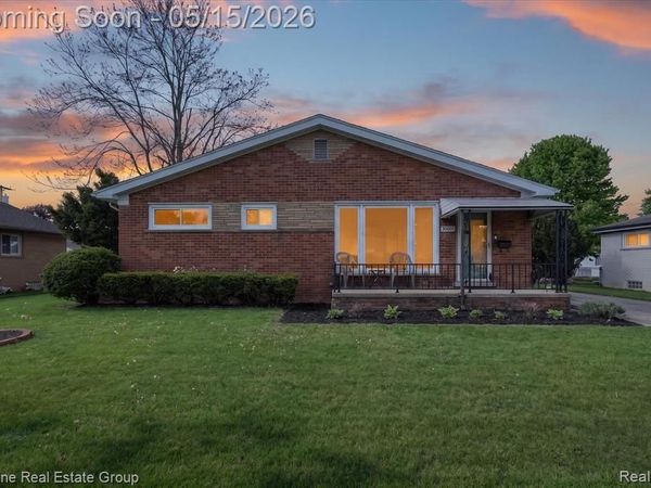 36695 Pinetree Street, Livonia, MI 48150