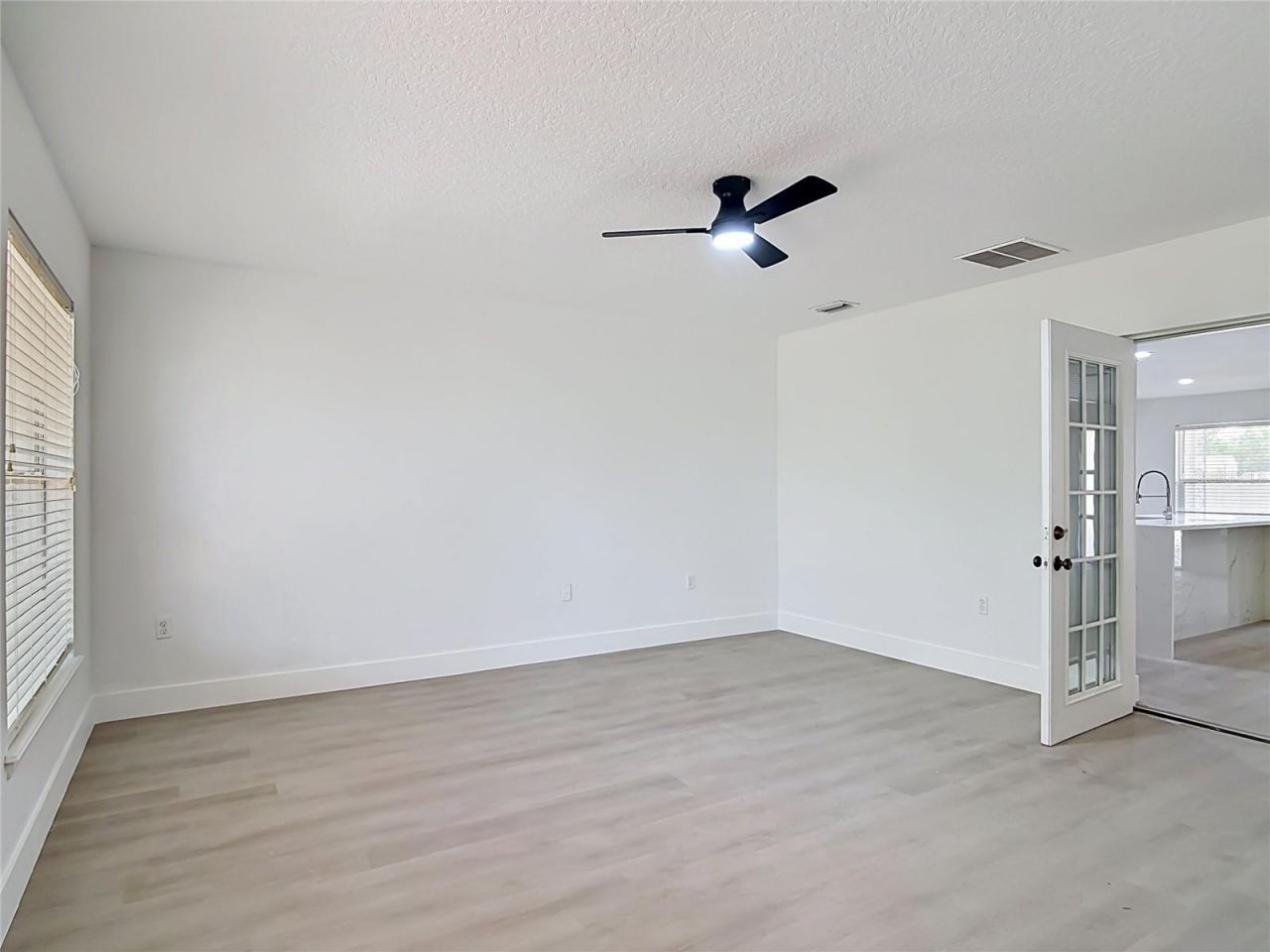 930 Troy Drive , Deltona, FL 32725 Photo