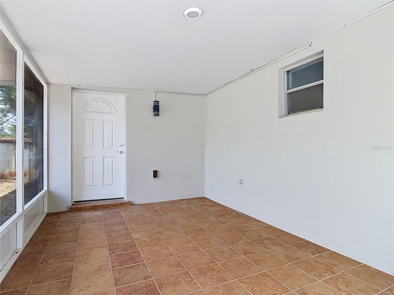 930 Troy Drive , Deltona, FL 32725 Photo