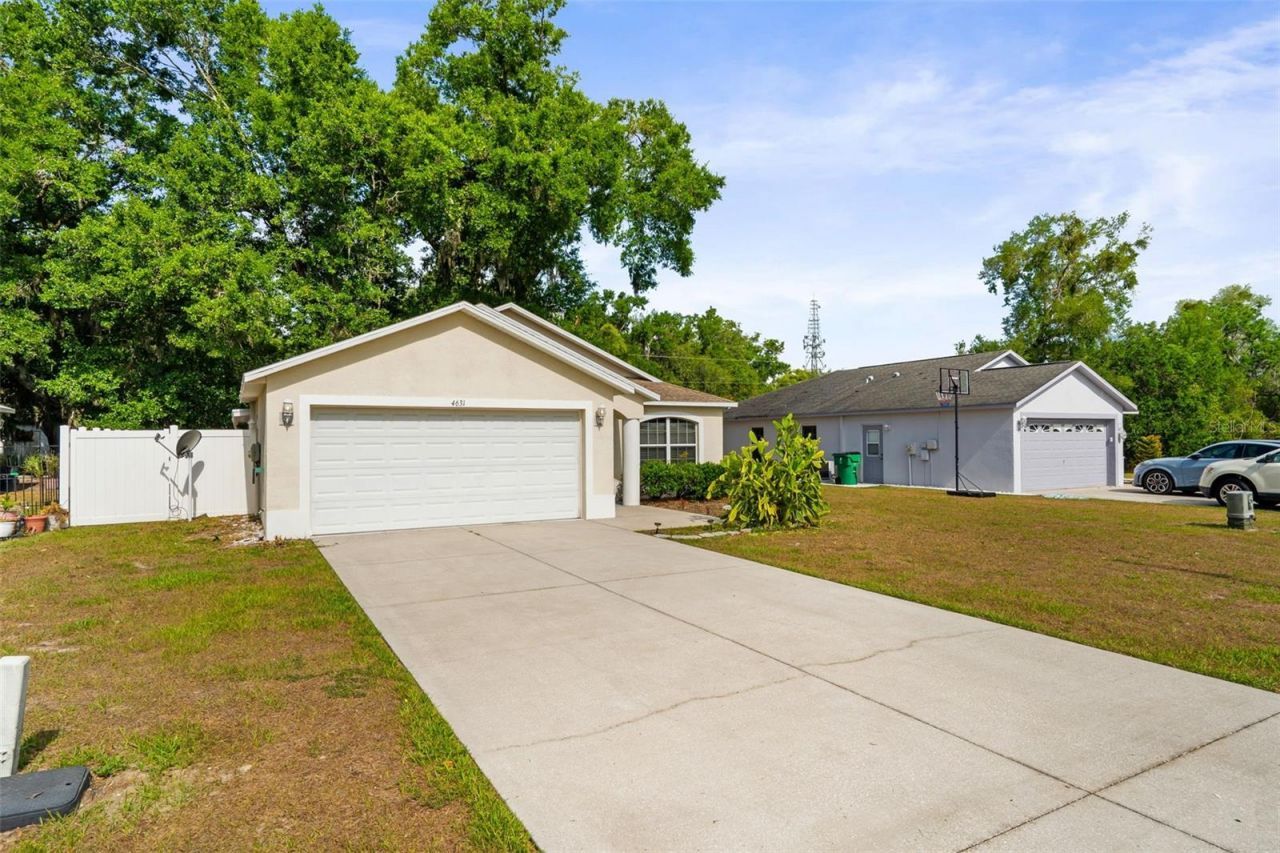 4631 Eagle Ranch Drive, Zephyrhills, FL 33542 Photo