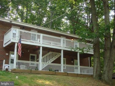 18421 OLD TRIANGLE ROAD , TRIANGLE, VA 22172