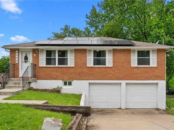 4024 N Walrond Avenue, Kansas City, MO 64117