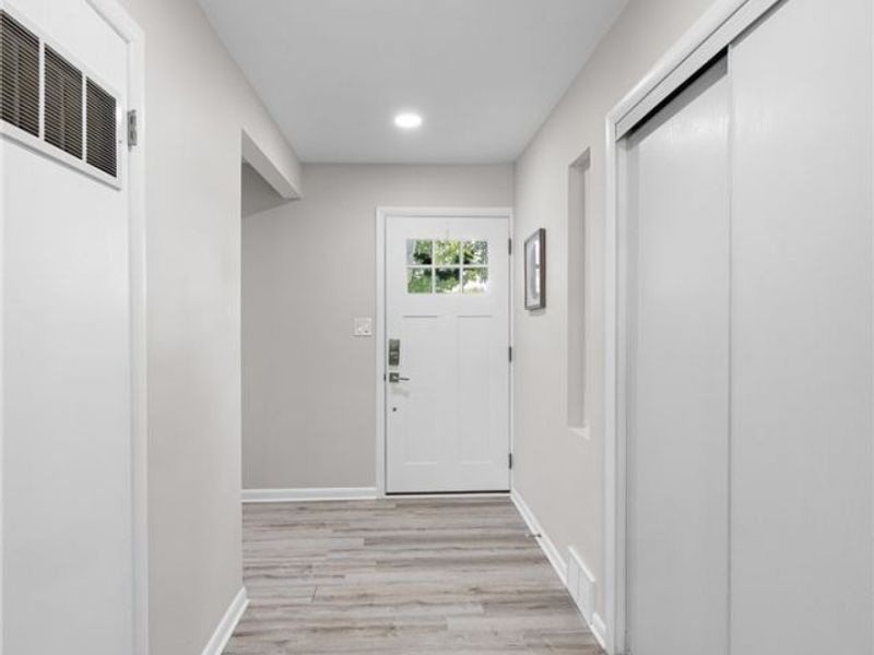 2666 W Asplin Drive, Rocky River, OH 44116 Photo 14