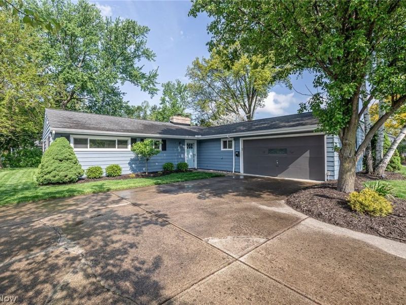 2666 W Asplin Drive, Rocky River, OH 44116 Photo 27