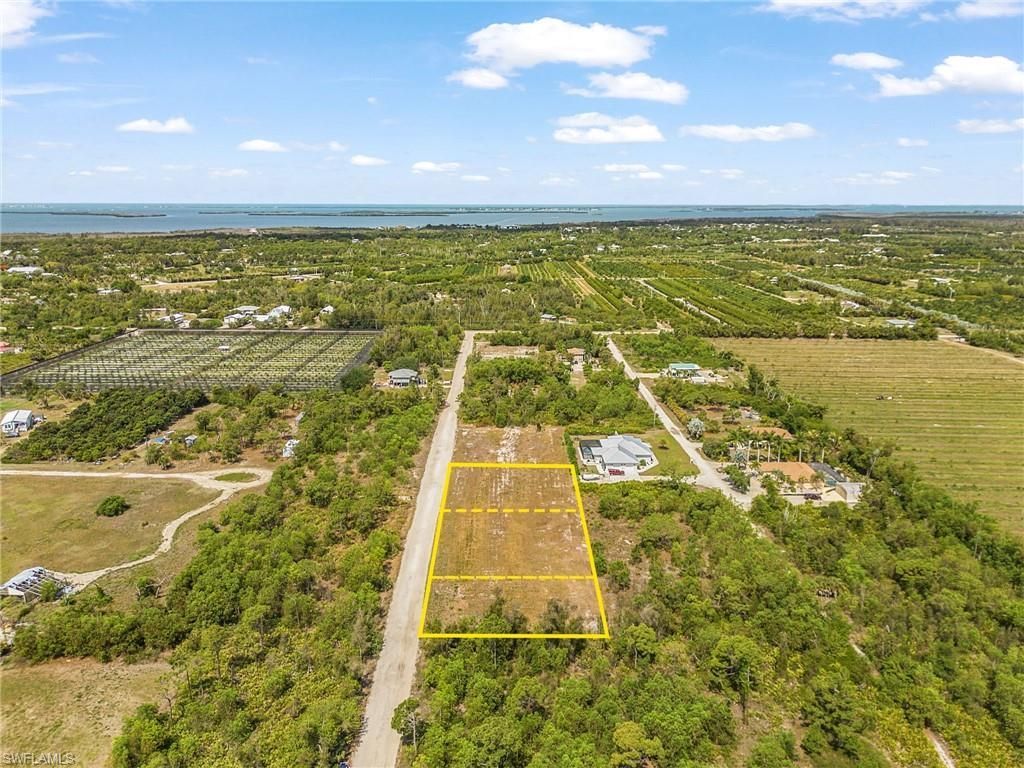 6300 Mannheim Rd, Bokeelia, FL 33922 Photo