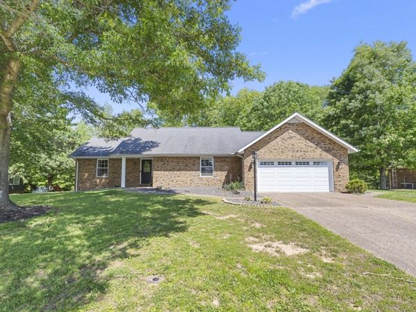 980 Crestwood Drive, Jasper, IN 47546