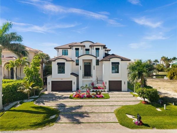 380 Trade Winds AVE , NAPLES, FL 34108