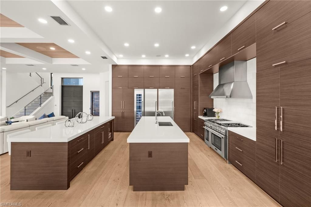 380 Trade Winds Ave , Naples, FL 34108 Photo