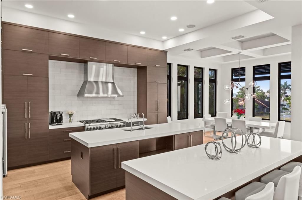 380 Trade Winds Ave , Naples, FL 34108 Photo