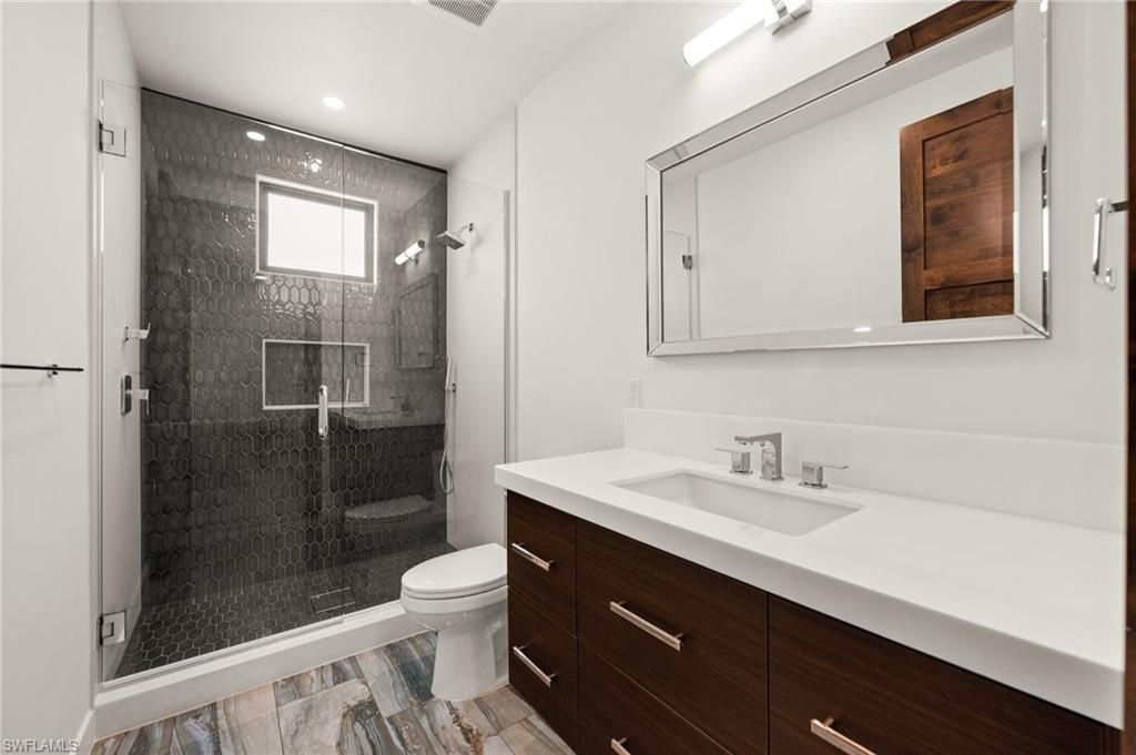 380 Trade Winds Ave , Naples, FL 34108 Photo