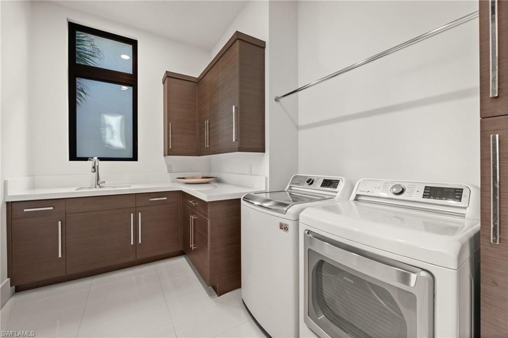 380 Trade Winds Ave , Naples, FL 34108 Photo