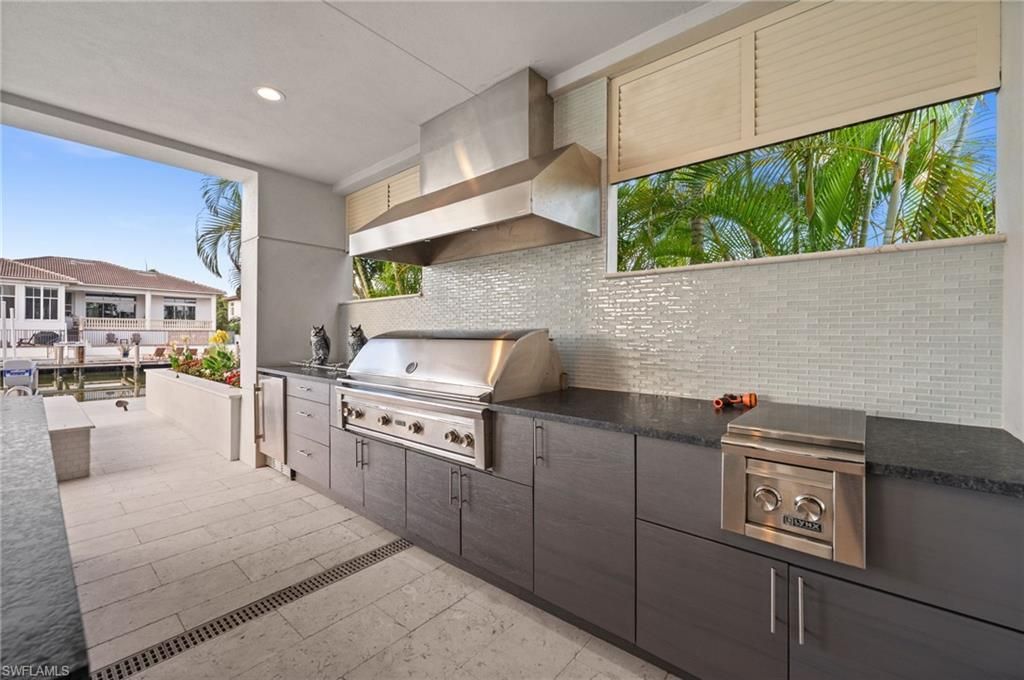 380 Trade Winds Ave , Naples, FL 34108 Photo