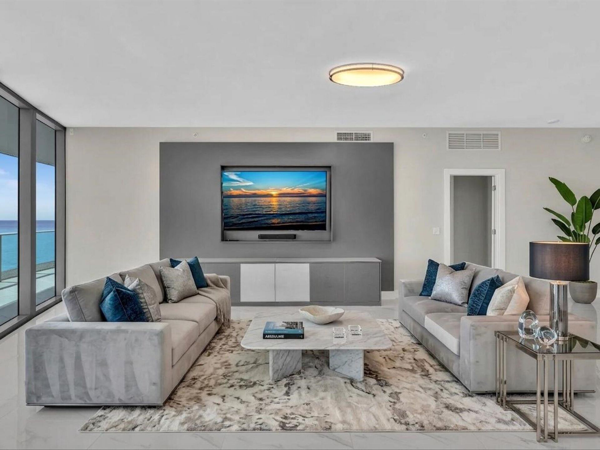 701 N Fort Lauderdale Beach Boulevard N, Unit 802, Fort Lauderdale, FL 33304 Photo