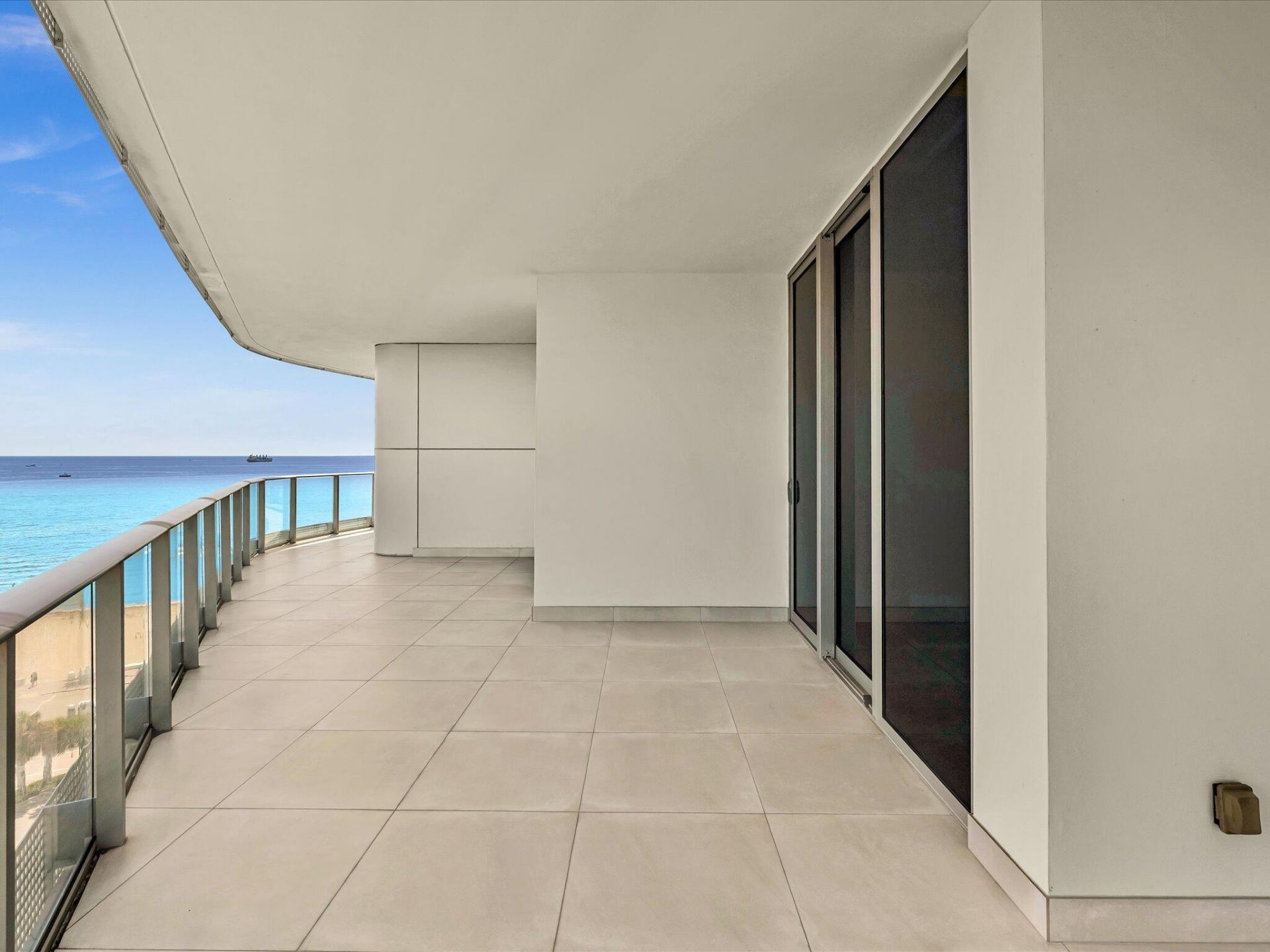 701 N Fort Lauderdale Beach Boulevard N, Unit 802, Fort Lauderdale, FL 33304 Photo