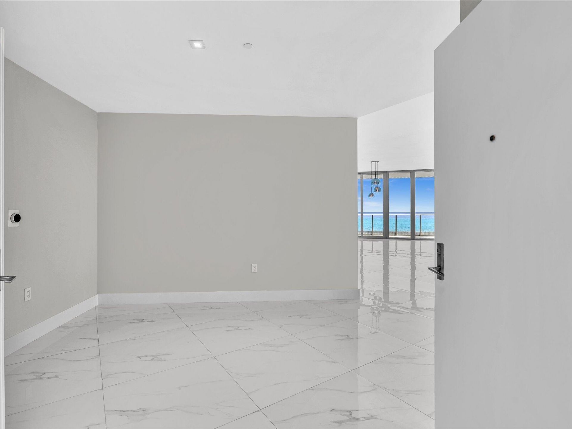 701 N Fort Lauderdale Beach Boulevard N, Unit 802, Fort Lauderdale, FL 33304 Photo