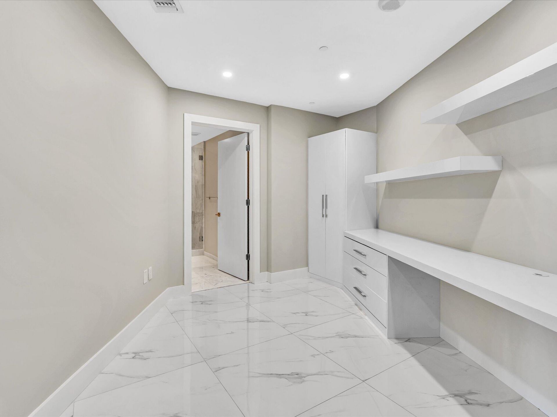 701 N Fort Lauderdale Beach Boulevard N, Unit 802, Fort Lauderdale, FL 33304 Photo