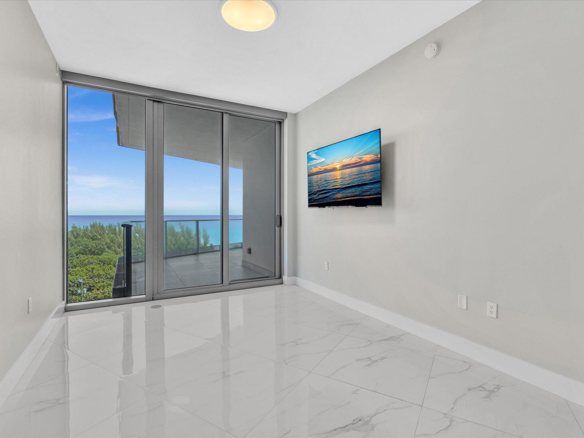 701 N Fort Lauderdale Beach Boulevard N, Unit 802, Fort Lauderdale, FL 33304 Photo