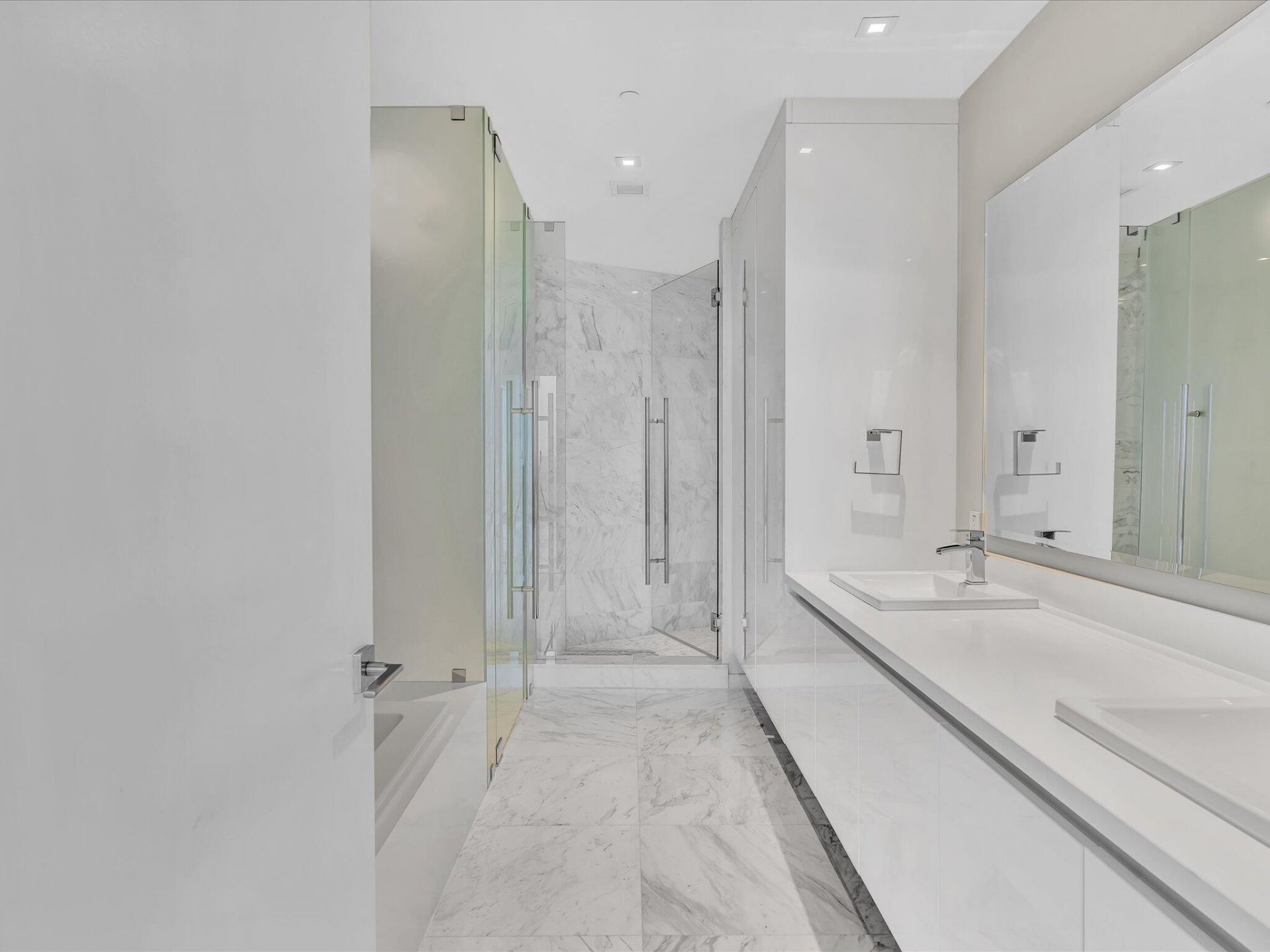 701 N Fort Lauderdale Beach Boulevard N, Unit 802, Fort Lauderdale, FL 33304 Photo
