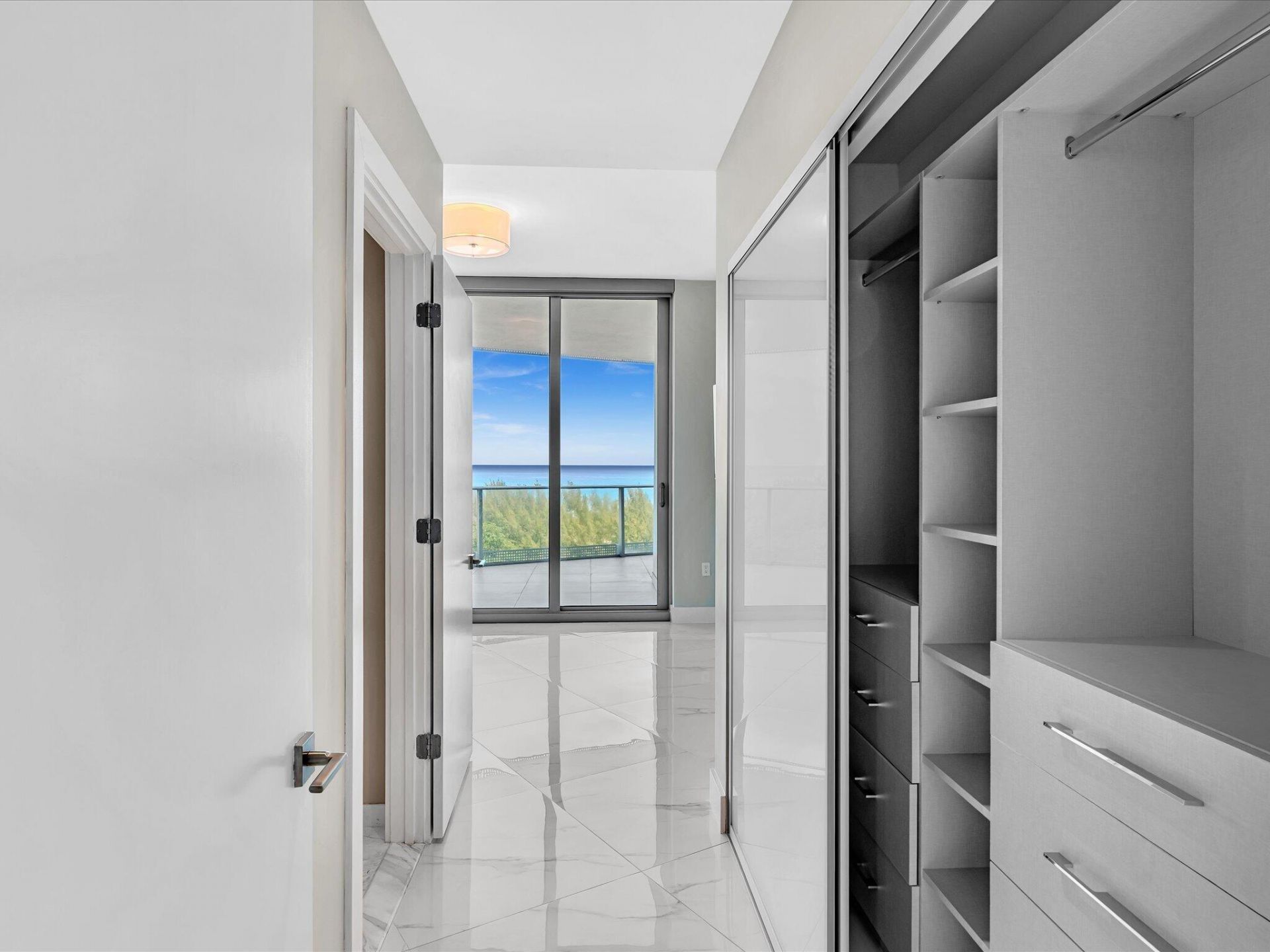 701 N Fort Lauderdale Beach Boulevard N, Unit 802, Fort Lauderdale, FL 33304 Photo