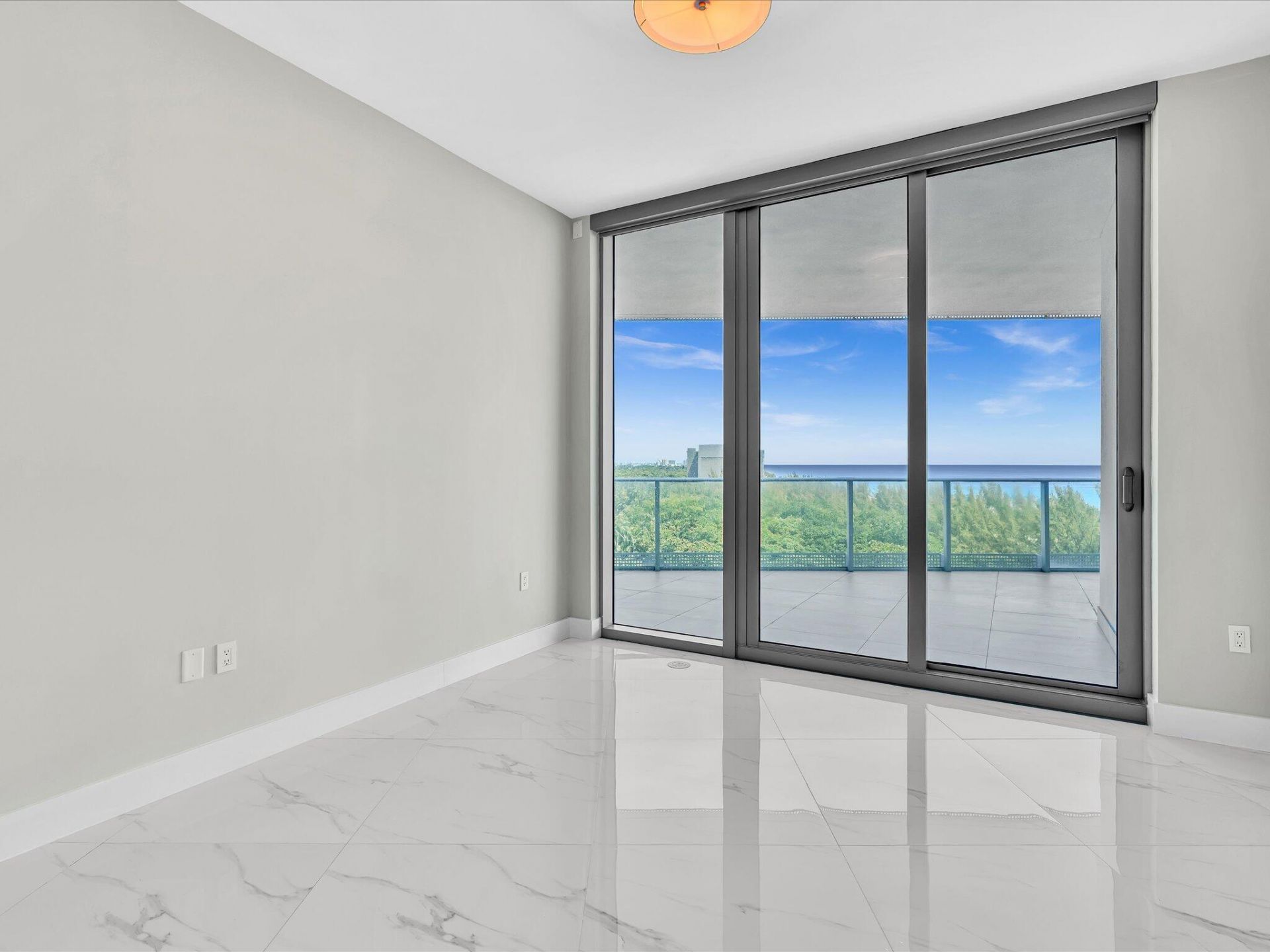 701 N Fort Lauderdale Beach Boulevard N, Unit 802, Fort Lauderdale, FL 33304 Photo