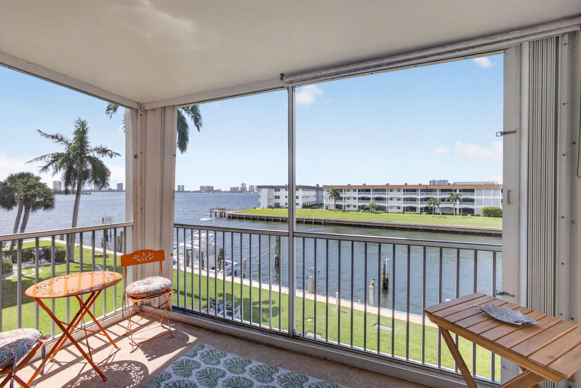 100 Paradise Harbour Boulevard, Unit 307, North Palm Beach, FL 33408 Photo