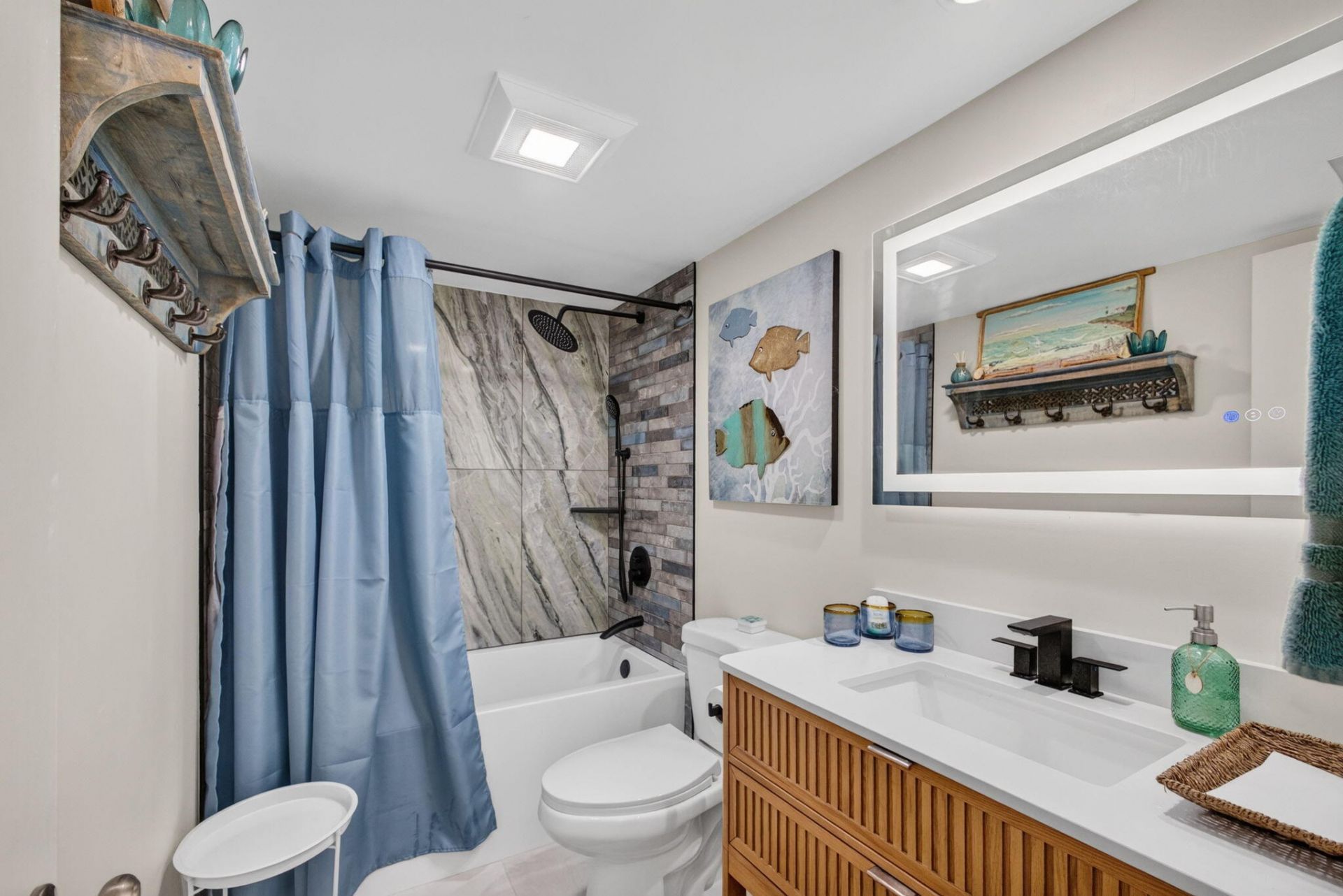100 Paradise Harbour Boulevard, Unit 307, North Palm Beach, FL 33408 Photo