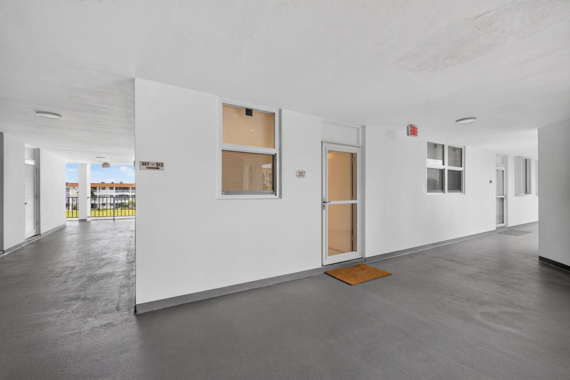100 Paradise Harbour Boulevard, Unit 307, North Palm Beach, FL 33408 Photo