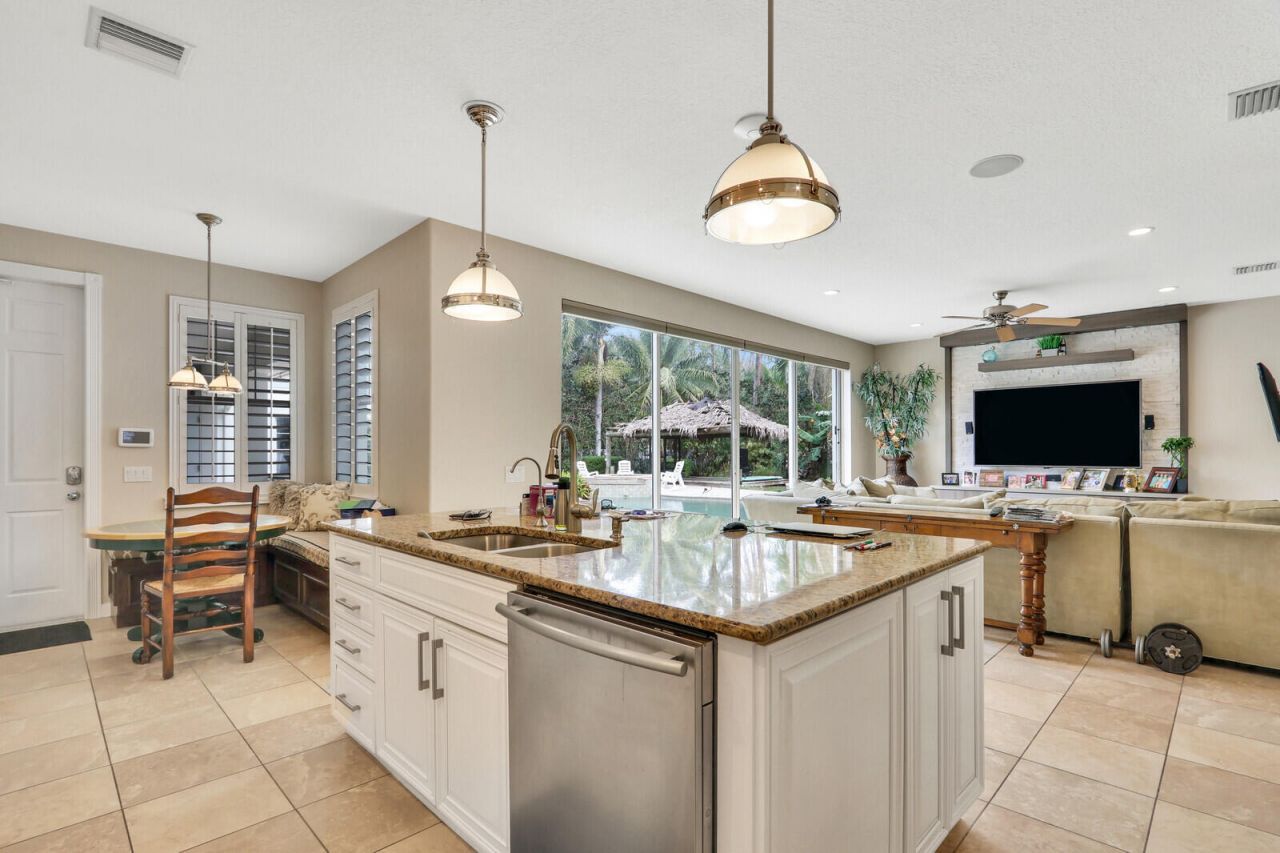 101 Saint Pierre Way, Jupiter, FL 33458 Photo