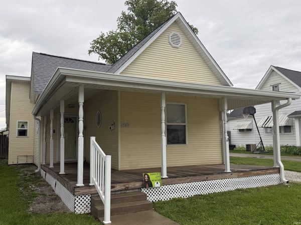309 E South D Street, Gas City, IN 46933