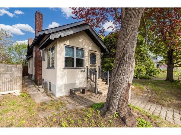 215 Penn Avenue, Minneapolis, MN 55405