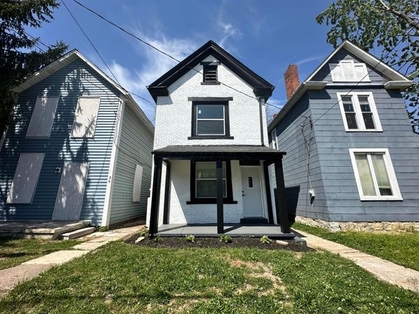 38 E Innis Avenue , Columbus, OH 43207