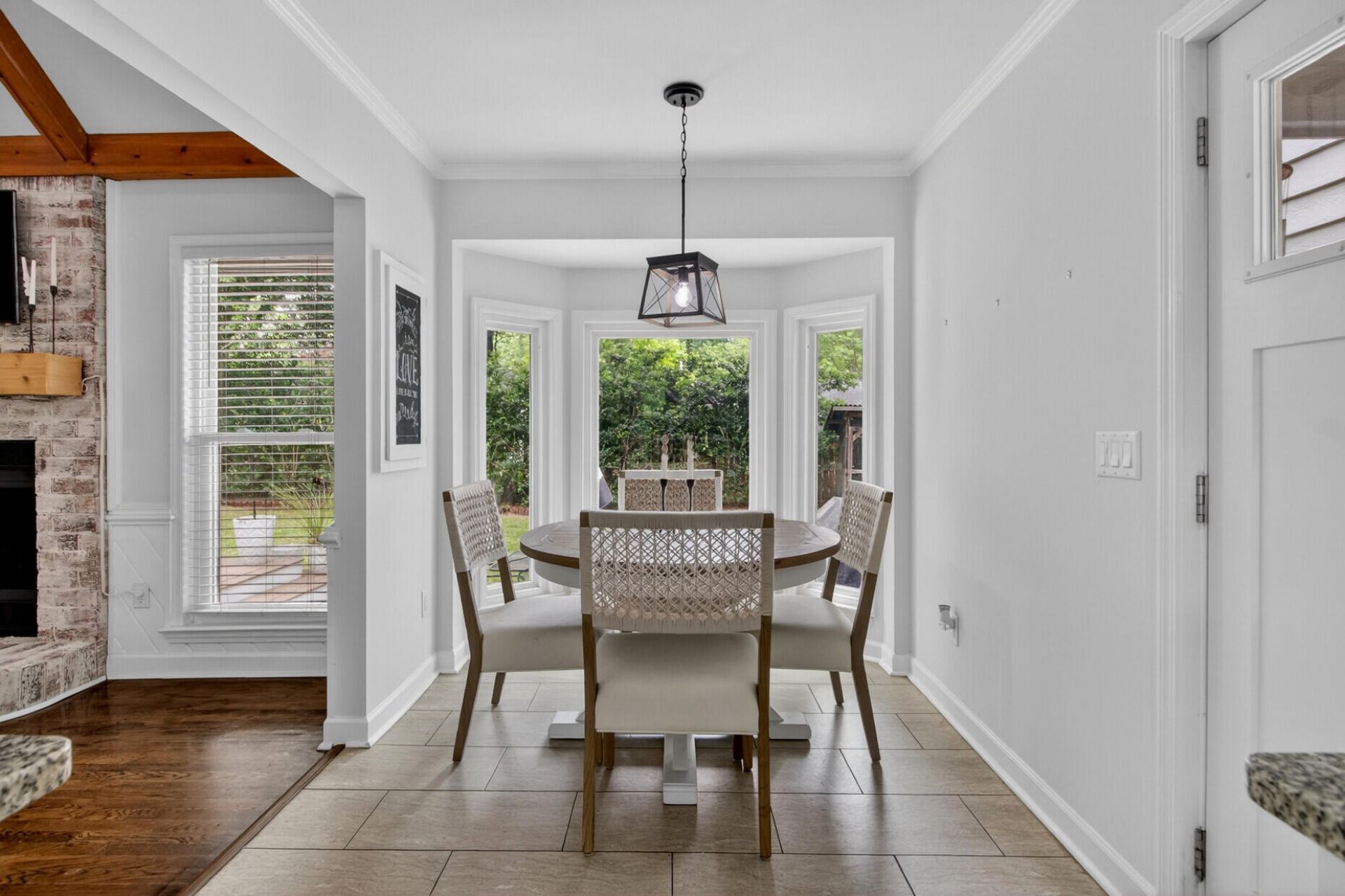 27 Westside Drive Photo 10