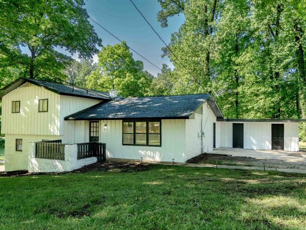 1755 GEORGIAN DR, Memphis, TN 38127