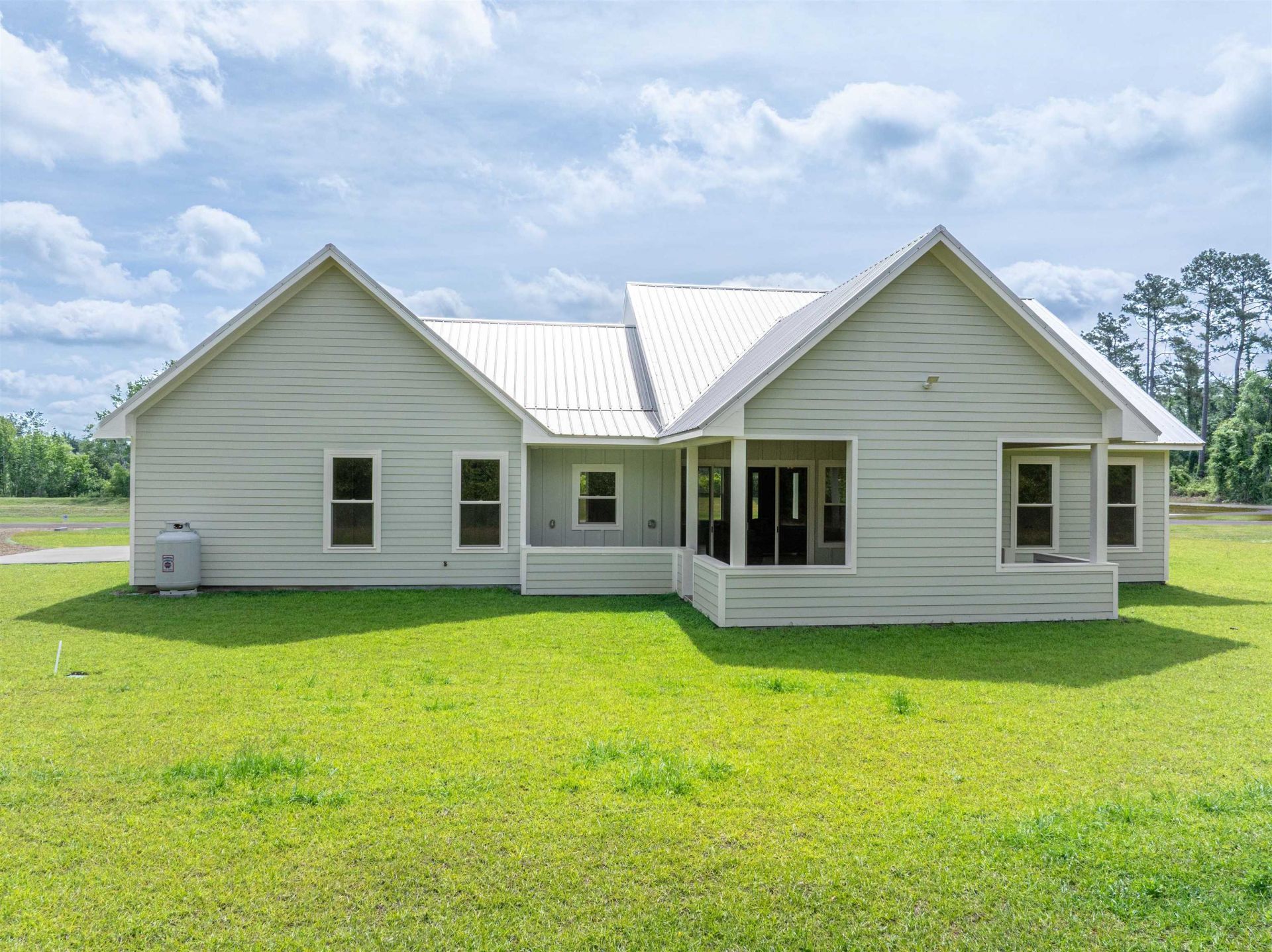 153 SW Canopy Trail , Madison, FL 32340 Photo