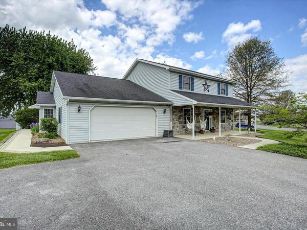 322 ELMONT CIRCLE, SHIPPENSBURG, PA 17257