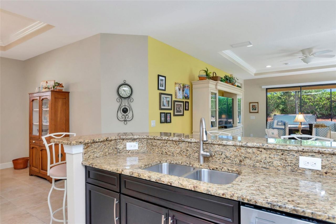 10441 Highland Park Place, Palmetto, FL 34221 Photo