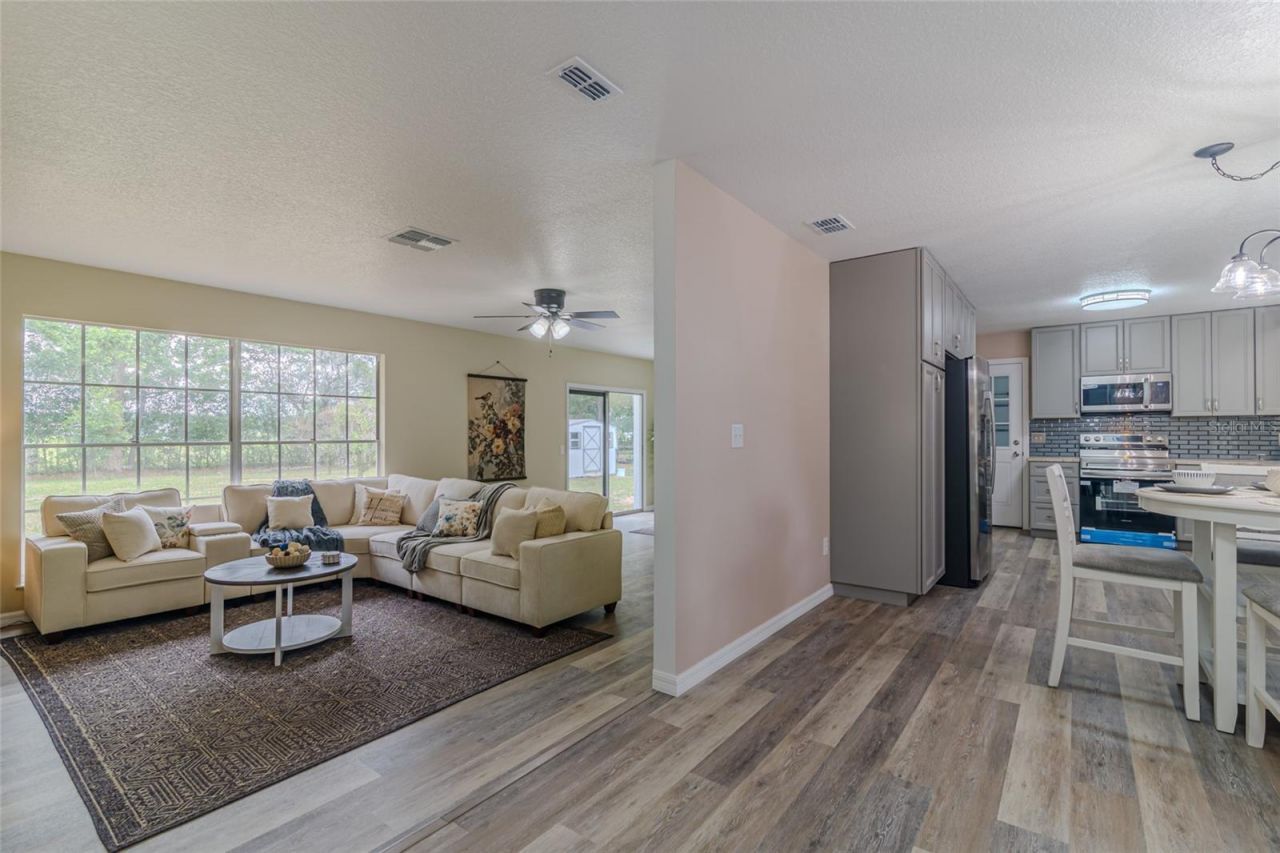 6875 NE 25th Avenue, Ocala, FL 34479 Photo