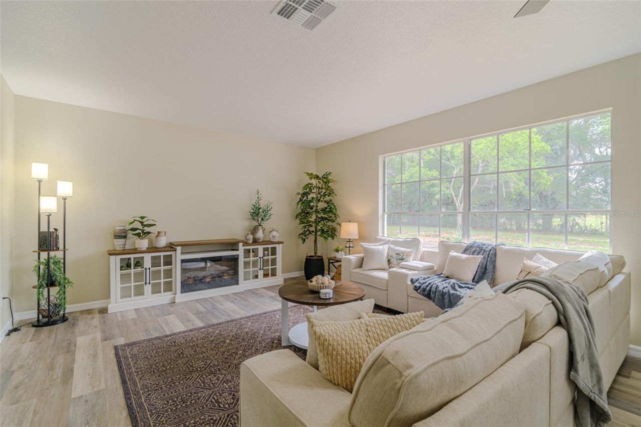 6875 NE 25th Avenue, Ocala, FL 34479 Photo