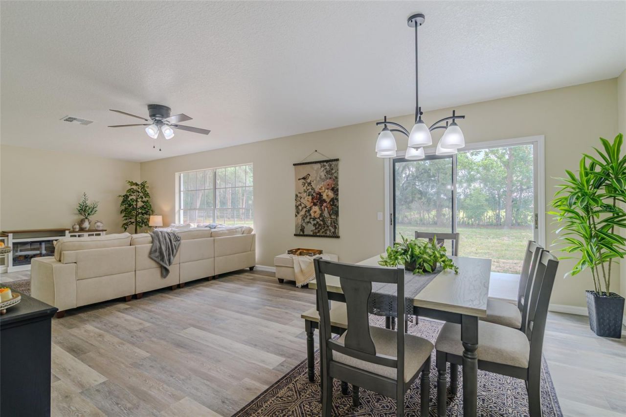 6875 NE 25th Avenue, Ocala, FL 34479 Photo