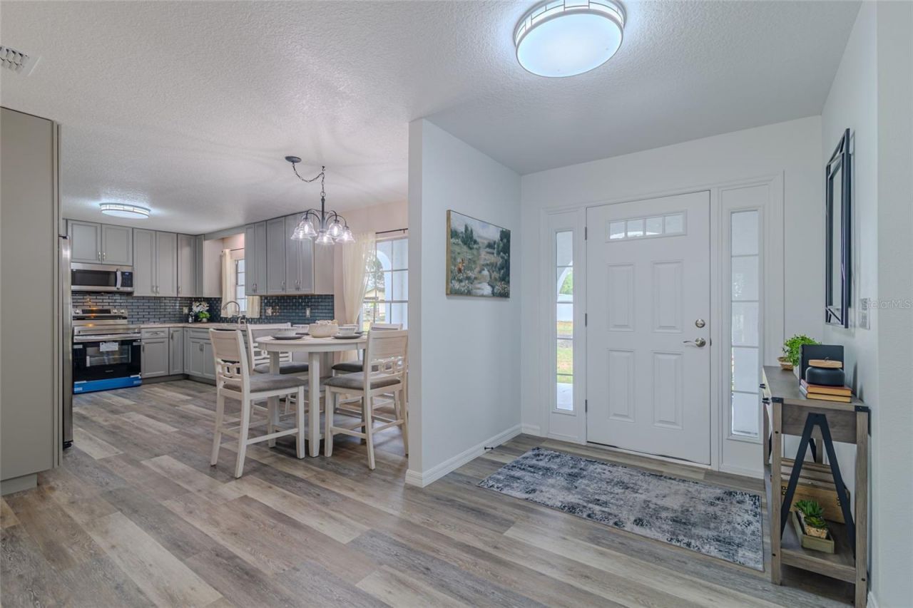 6875 NE 25th Avenue, Ocala, FL 34479 Photo