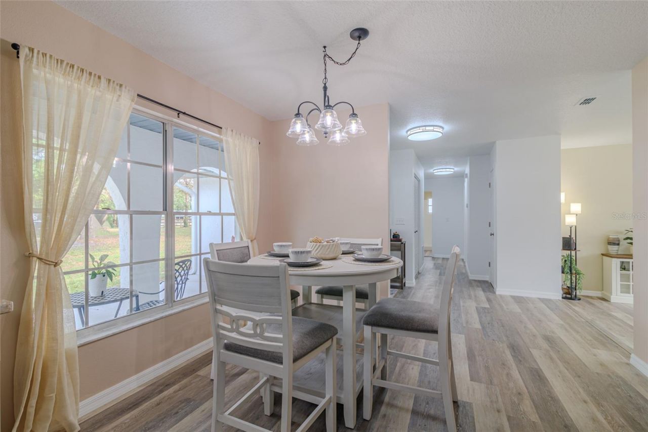 6875 NE 25th Avenue, Ocala, FL 34479 Photo