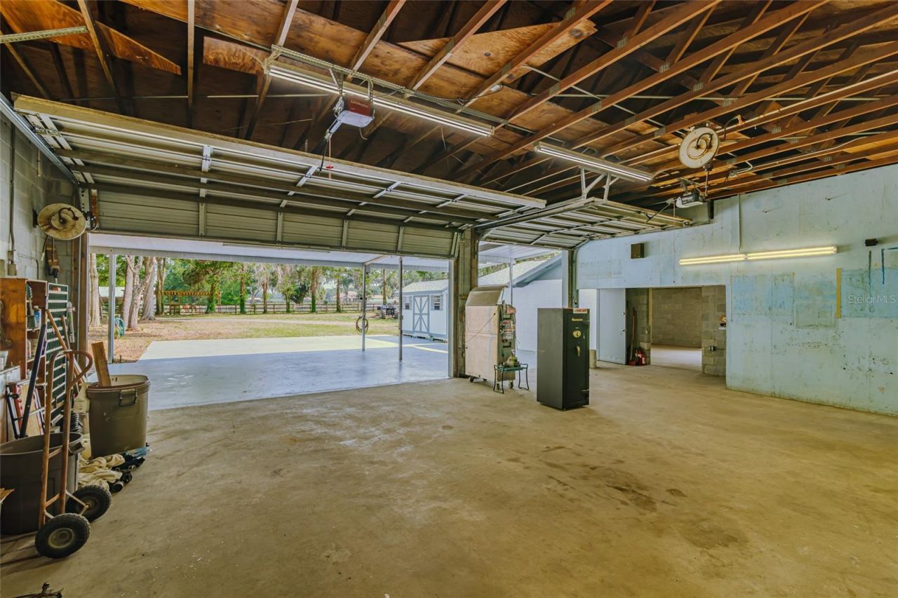 6875 NE 25th Avenue, Ocala, FL 34479 Photo