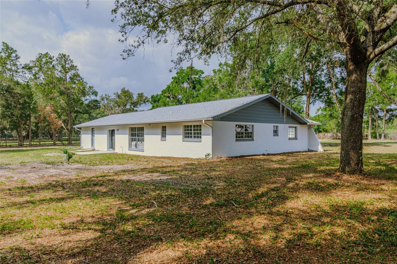6875 NE 25th Avenue, Ocala, FL 34479 Photo