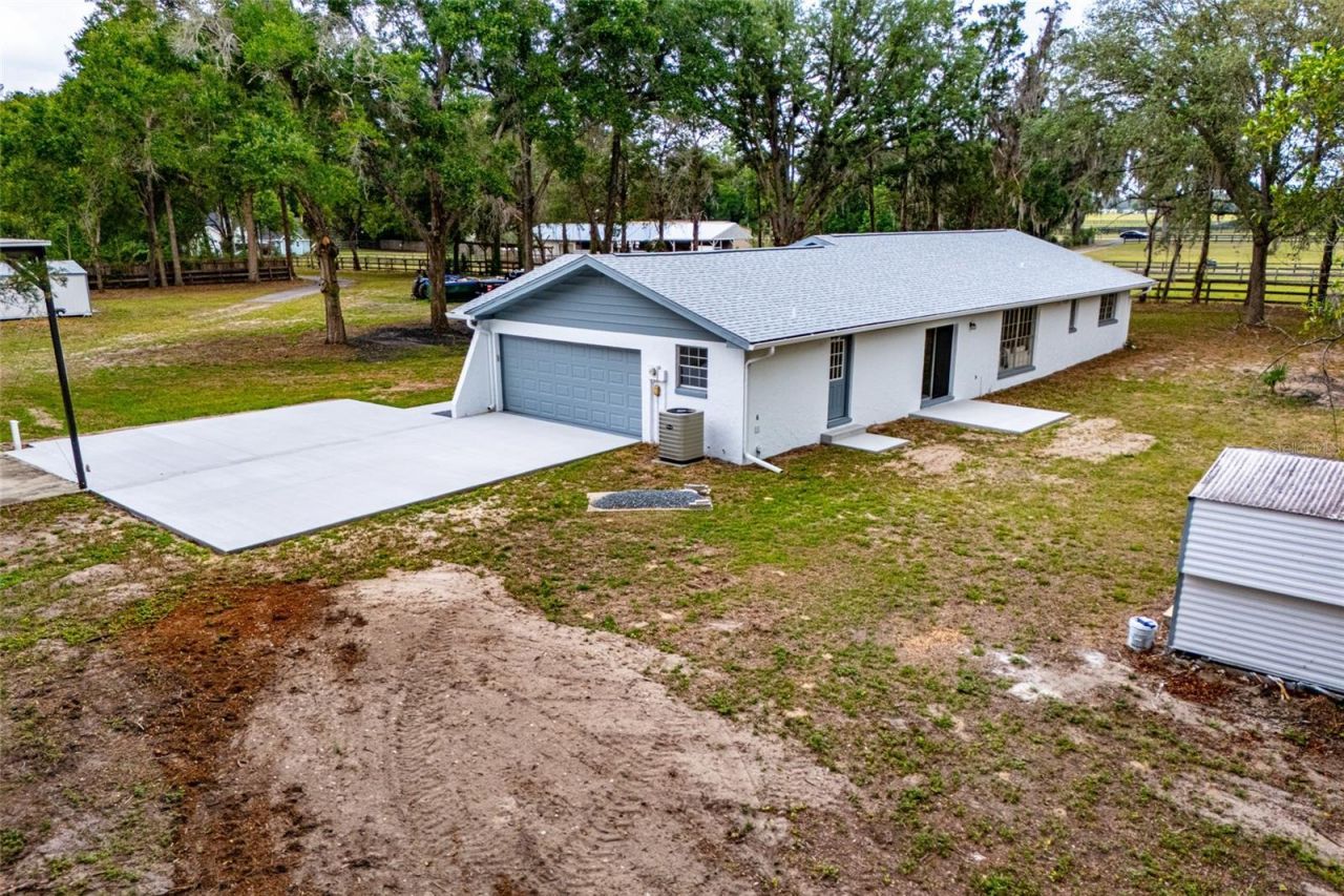 6875 NE 25th Avenue, Ocala, FL 34479 Photo