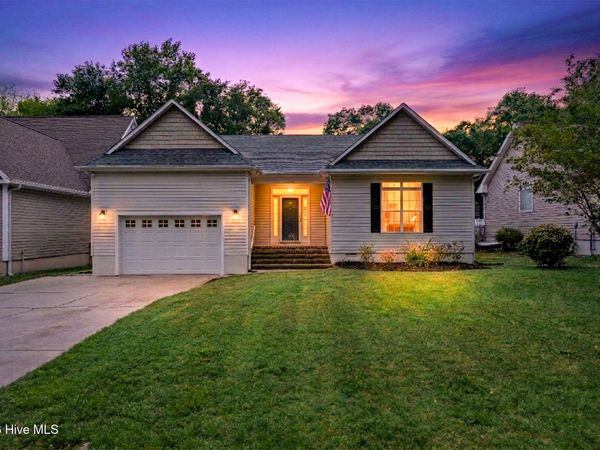 1518 Moorings Circle SW, Ocean Isle Beach, NC 28469